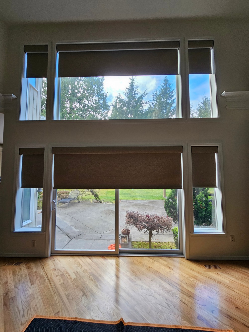 Outstanding Lutron Triathlon Automated Roller Shades on 81st Ave SE in Woodinville, WA Image
