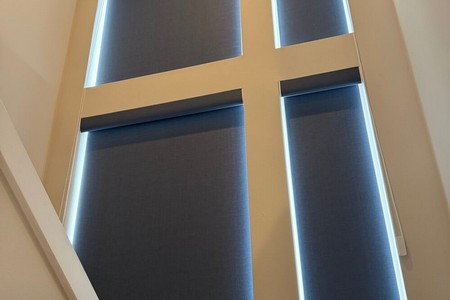 Choose right roller shades for duvall wa home