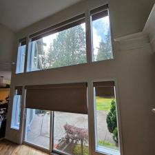 Outstanding-Lutron-Triathlon-Automated-Roller-Shades-on-81st-Ave-SE-in-Woodinville-WA 4